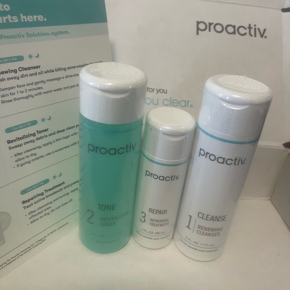Proactiv, Clear Skin starts here  kit 3 step Cleanse, repair and Revitalizing